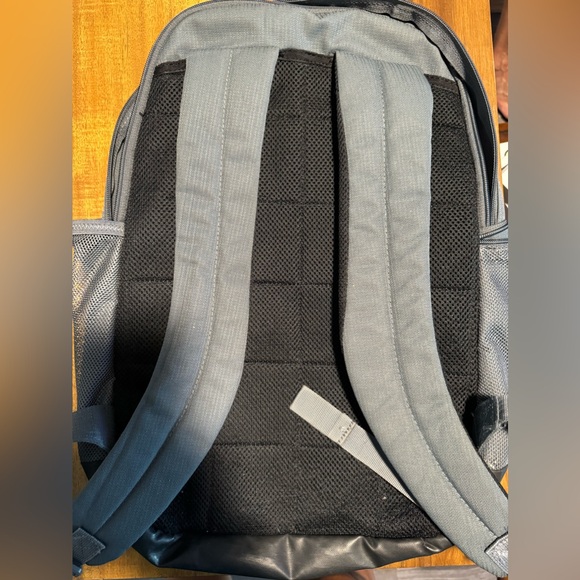 Nike backpack - Picture 3 of 3